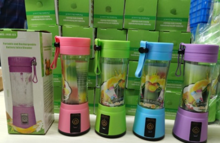 Portable Blender With USB Rechargeable Mini Kitchen Fruit Juice Mixer - Image 4